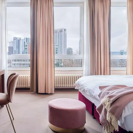 Отель Flemings Selection Frankfurt-city 4*