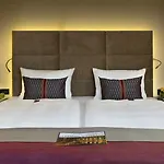 Hotel Flemings Selection Frankfurt-city 4*